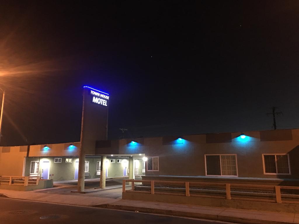 Town House Motel Lynwood Zewnętrze zdjęcie