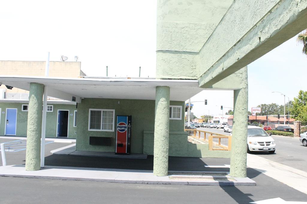 Town House Motel Lynwood Zewnętrze zdjęcie