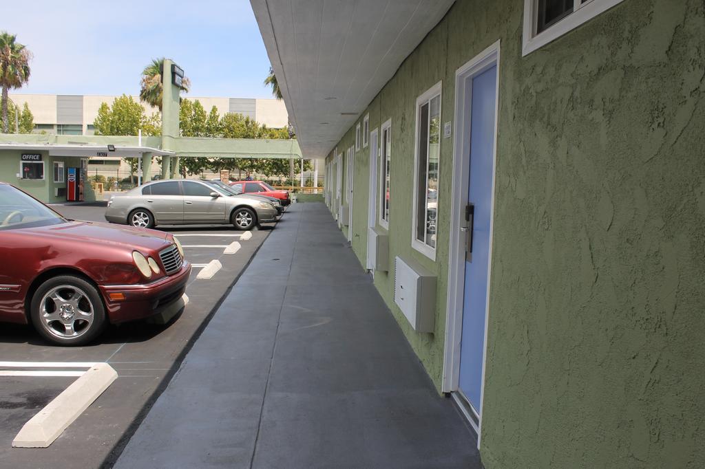 Town House Motel Lynwood Zewnętrze zdjęcie