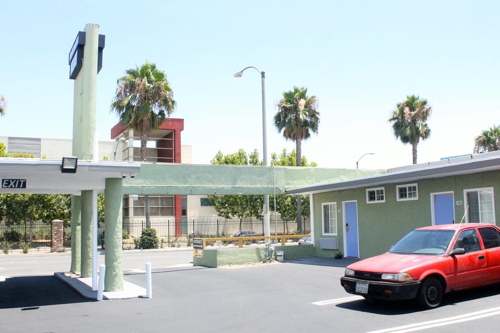 Town House Motel Lynwood Zewnętrze zdjęcie