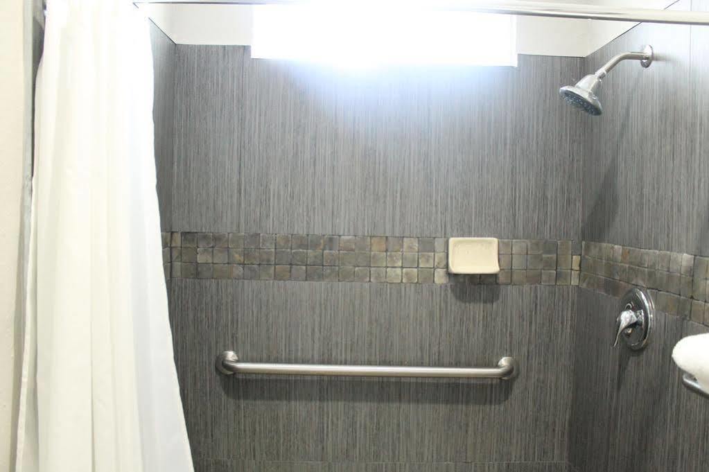 Town House Motel Lynwood Zewnętrze zdjęcie